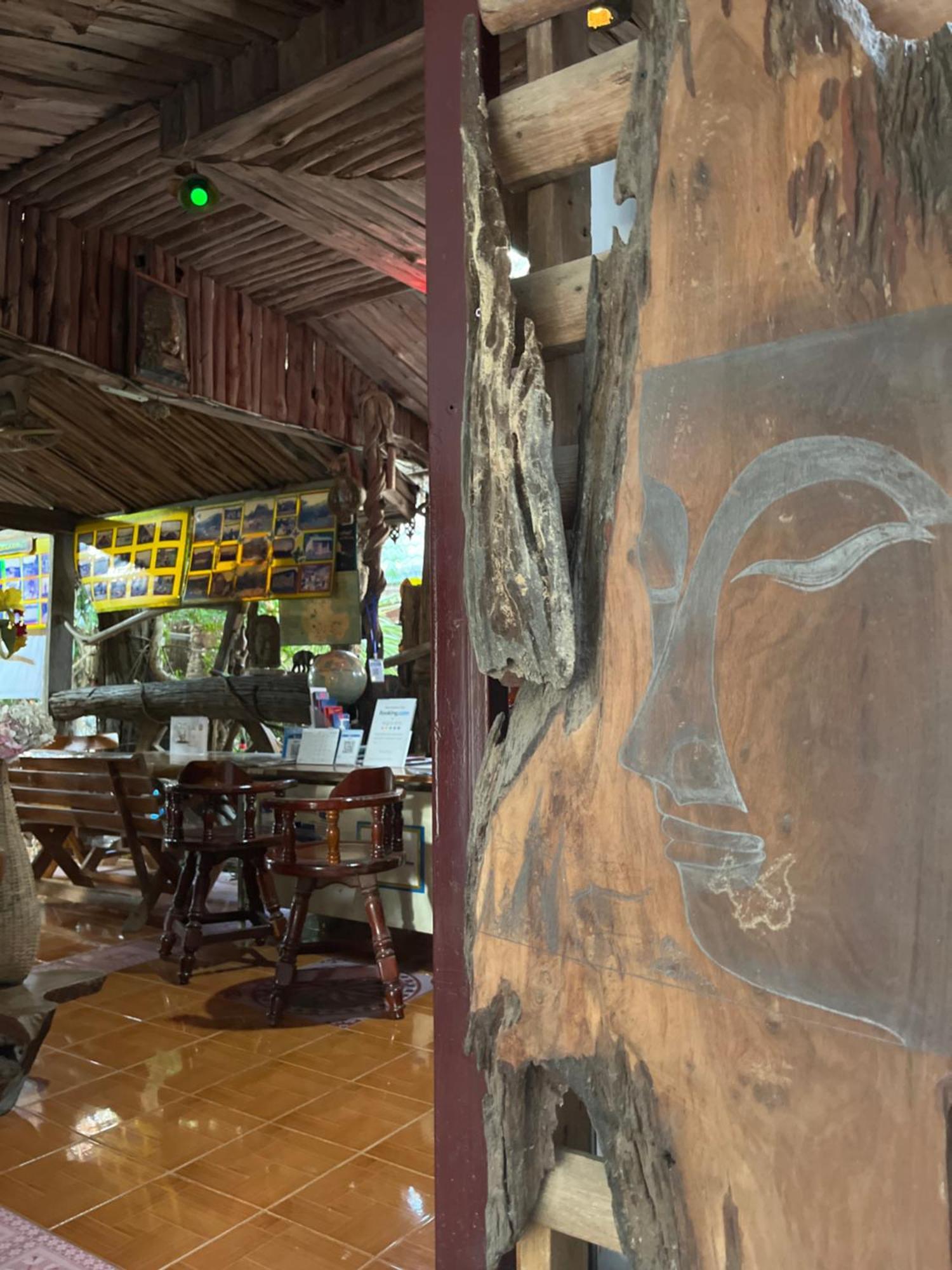 Three J Guesthouse Kamphaeng Phet Zewnętrze zdjęcie